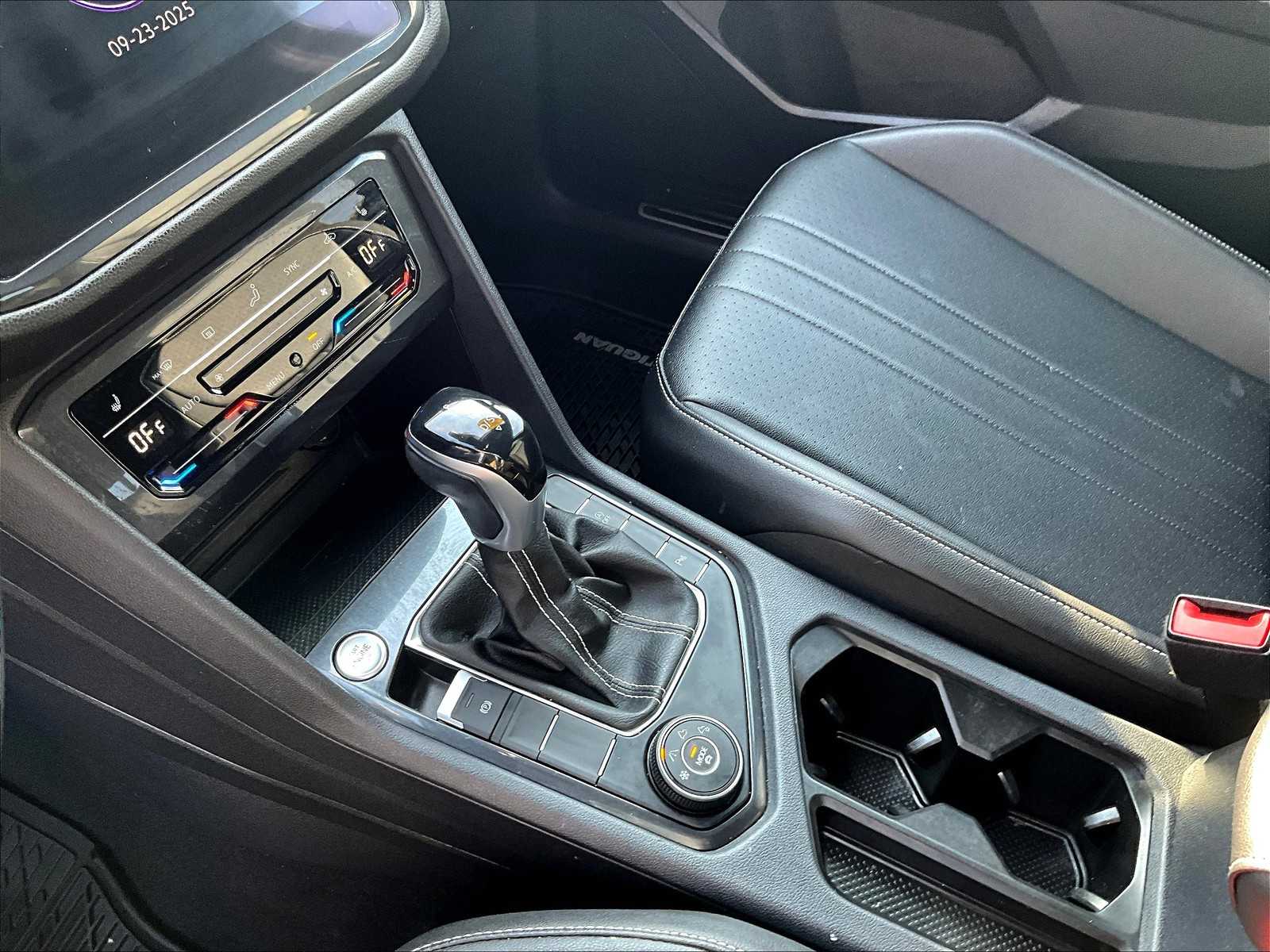 2022 Volkswagen Tiguan SE R-Line Black - Photo 20