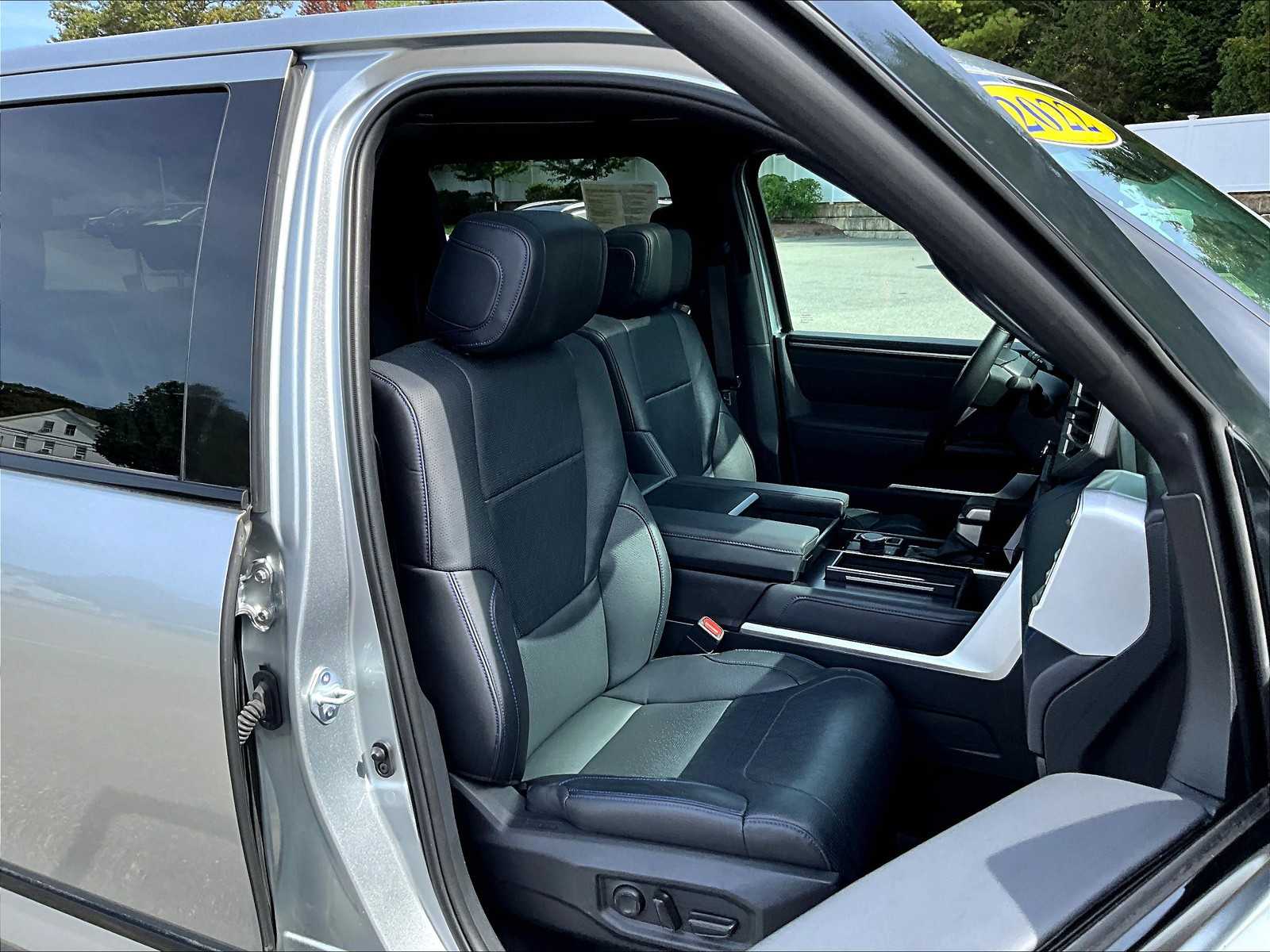 2022 Toyota Tundra Platinum - Photo 11