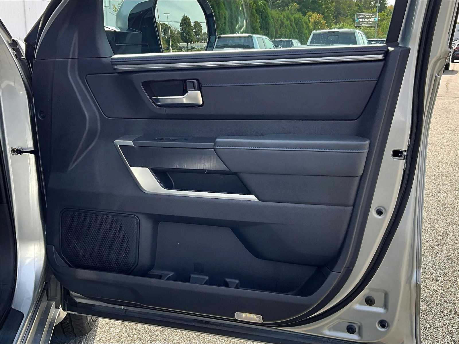 2022 Toyota Tundra Platinum - Photo 12