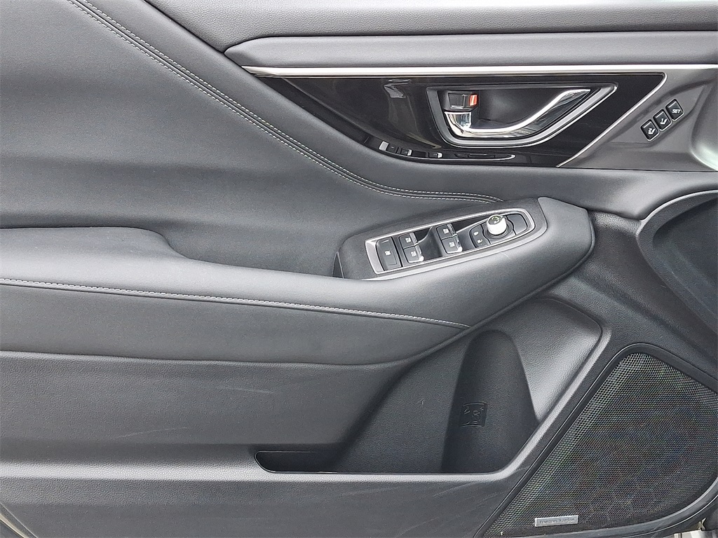 2022 Subaru Outback Limited - Photo 13
