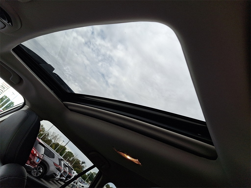 2022 Subaru Outback Limited - Photo 15