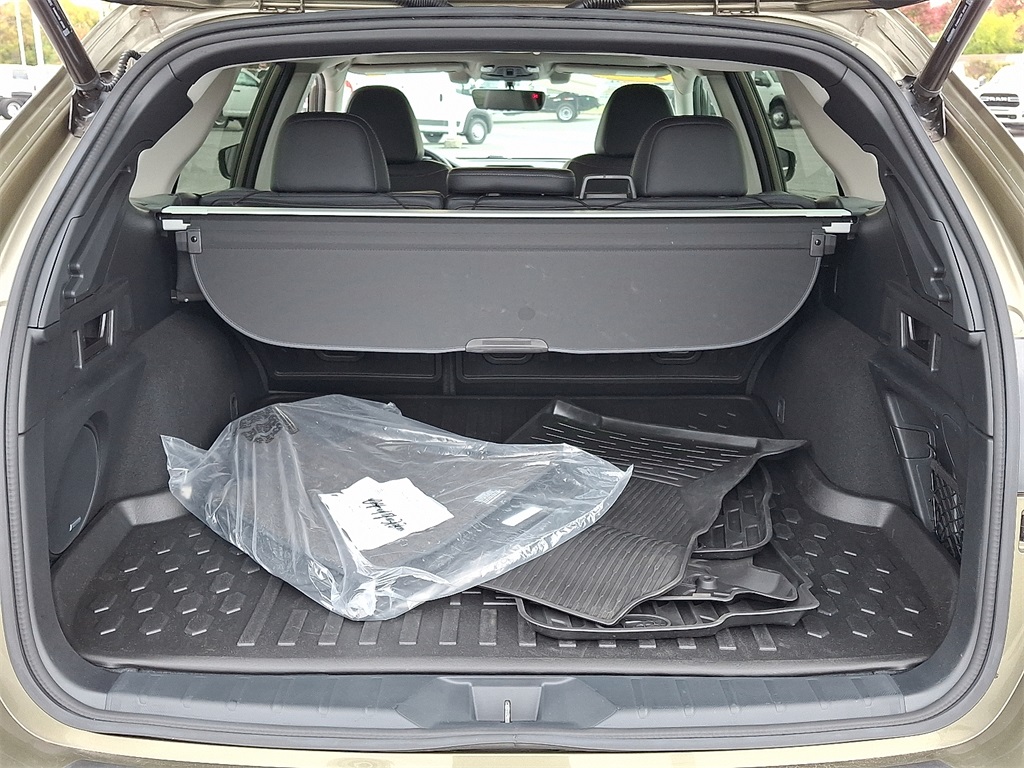 2022 Subaru Outback Limited - Photo 28