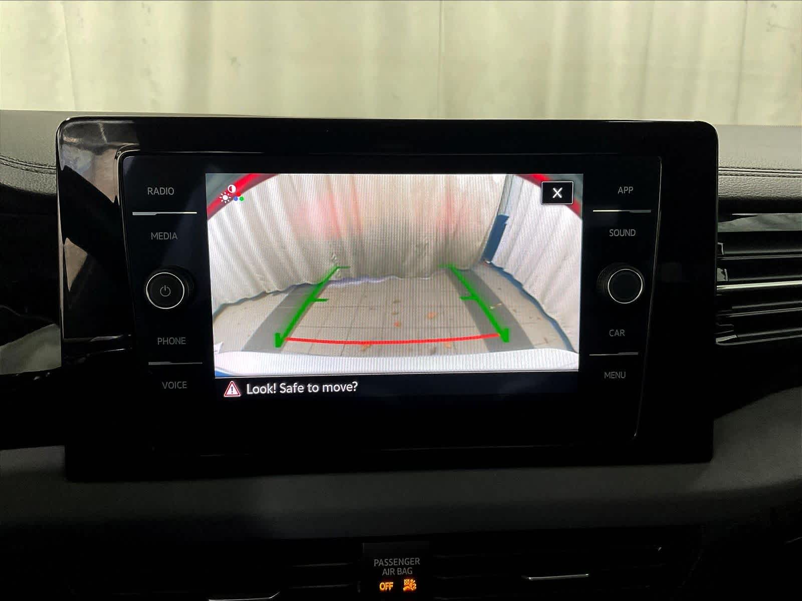 2025 Volkswagen Jetta SE - Photo 19