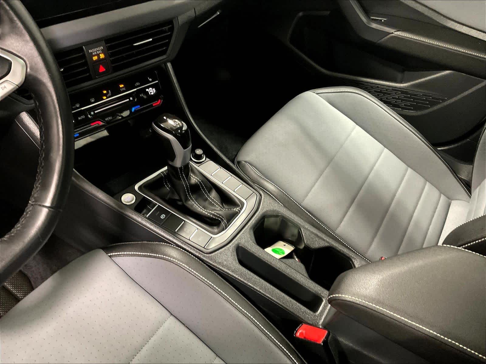 2025 Volkswagen Jetta SE - Photo 20