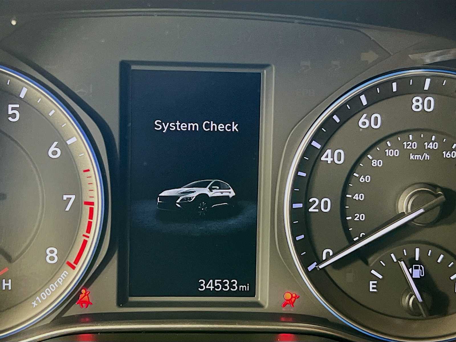 2023 Hyundai Kona SE - Photo 12