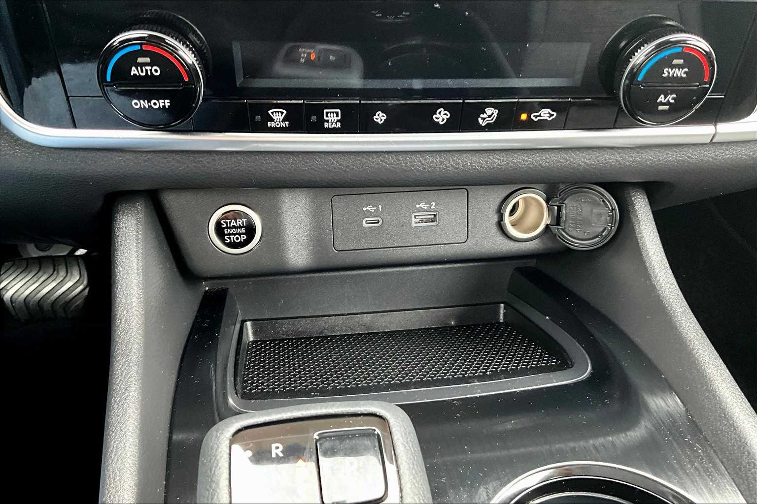 2022 Nissan Rogue SV - Photo 25