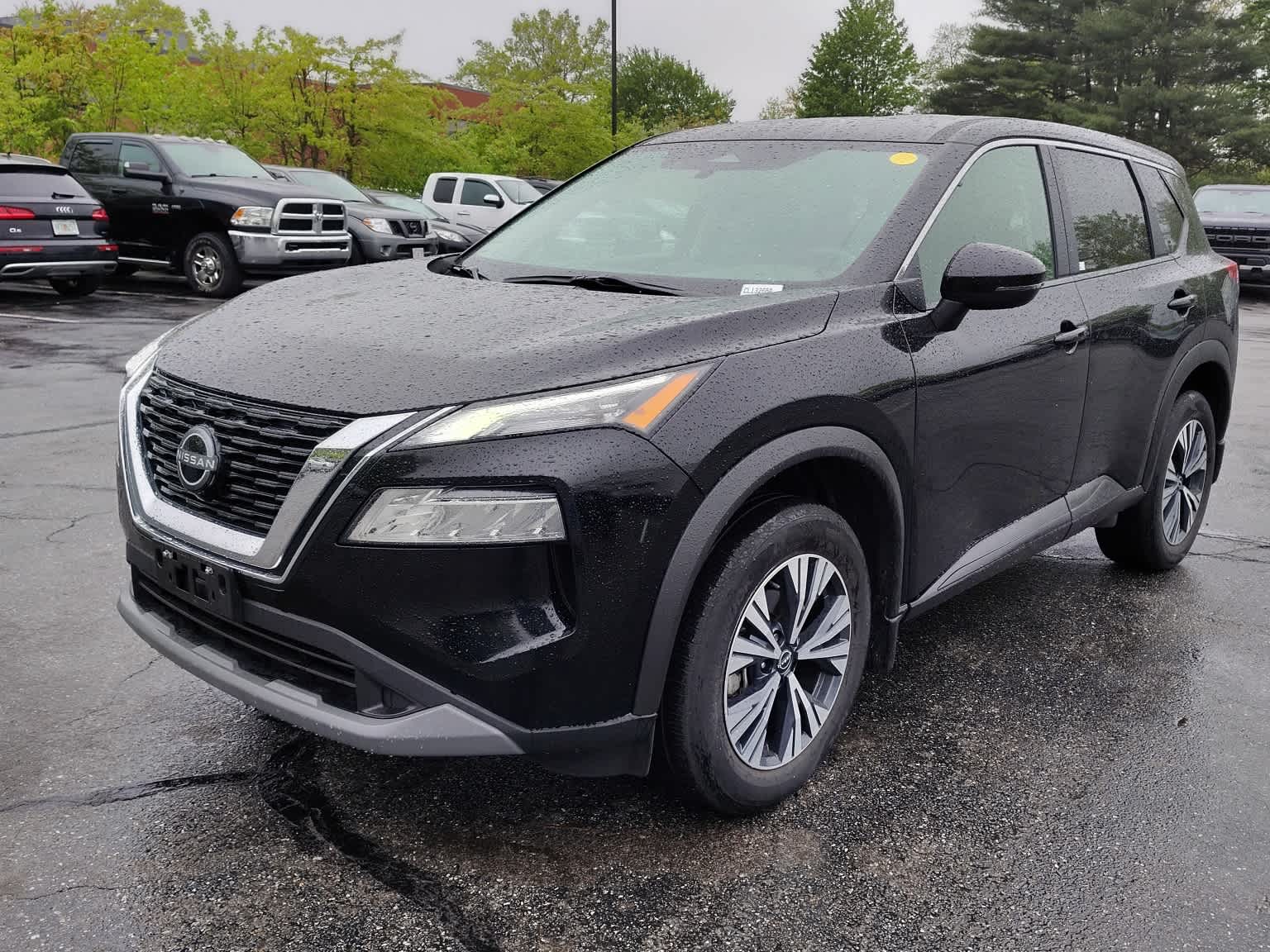 2022 Nissan Rogue SV - Photo 3