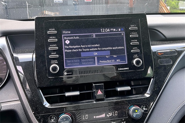 2022 Toyota Camry SE - Photo 8