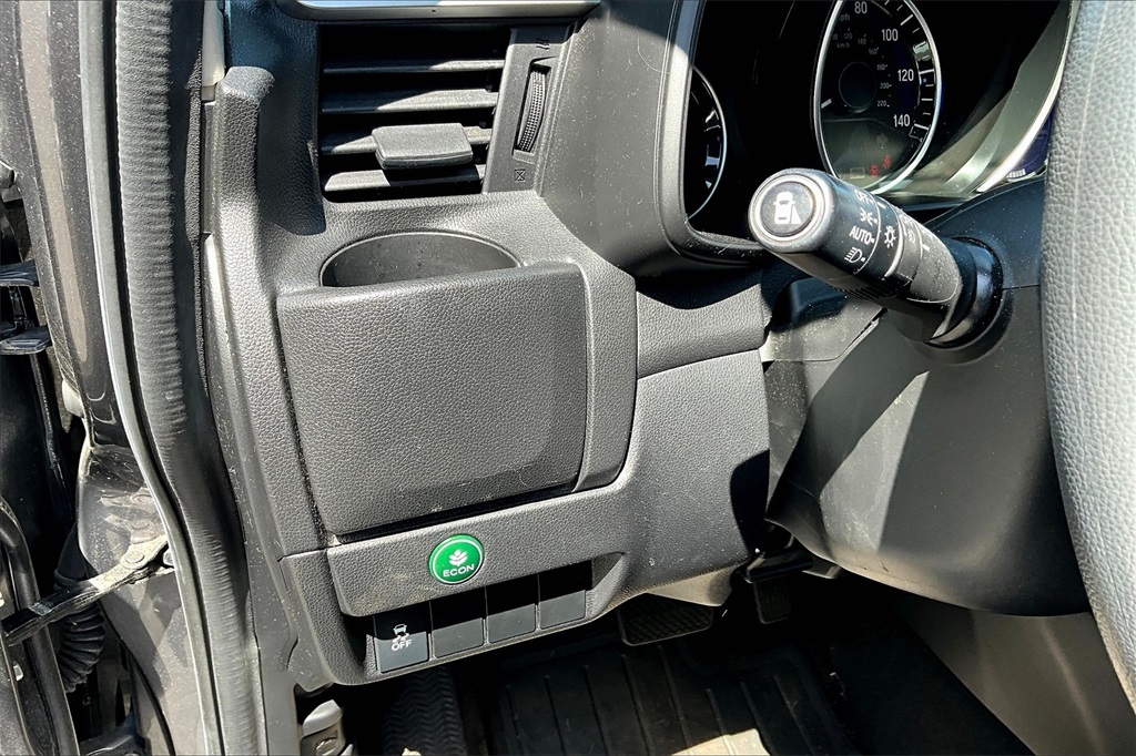 2016 Honda Fit EX - Photo 26