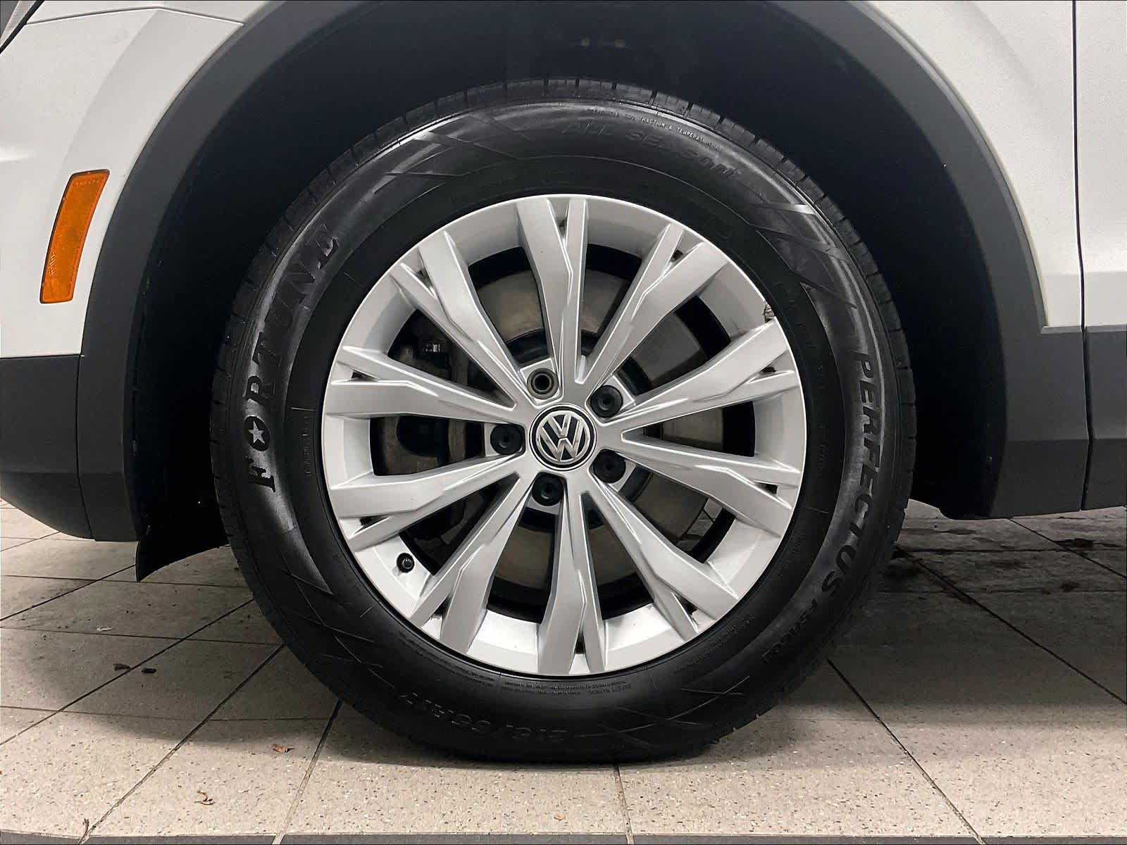 2020 Volkswagen Tiguan S - Photo 7