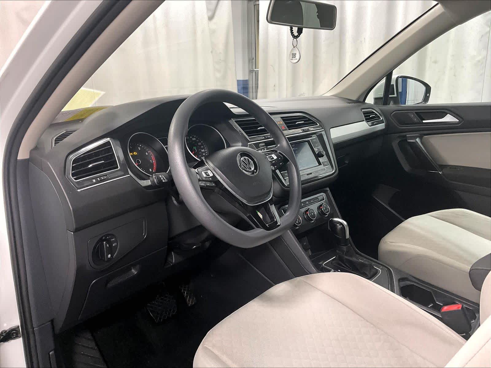 2020 Volkswagen Tiguan S - Photo 8