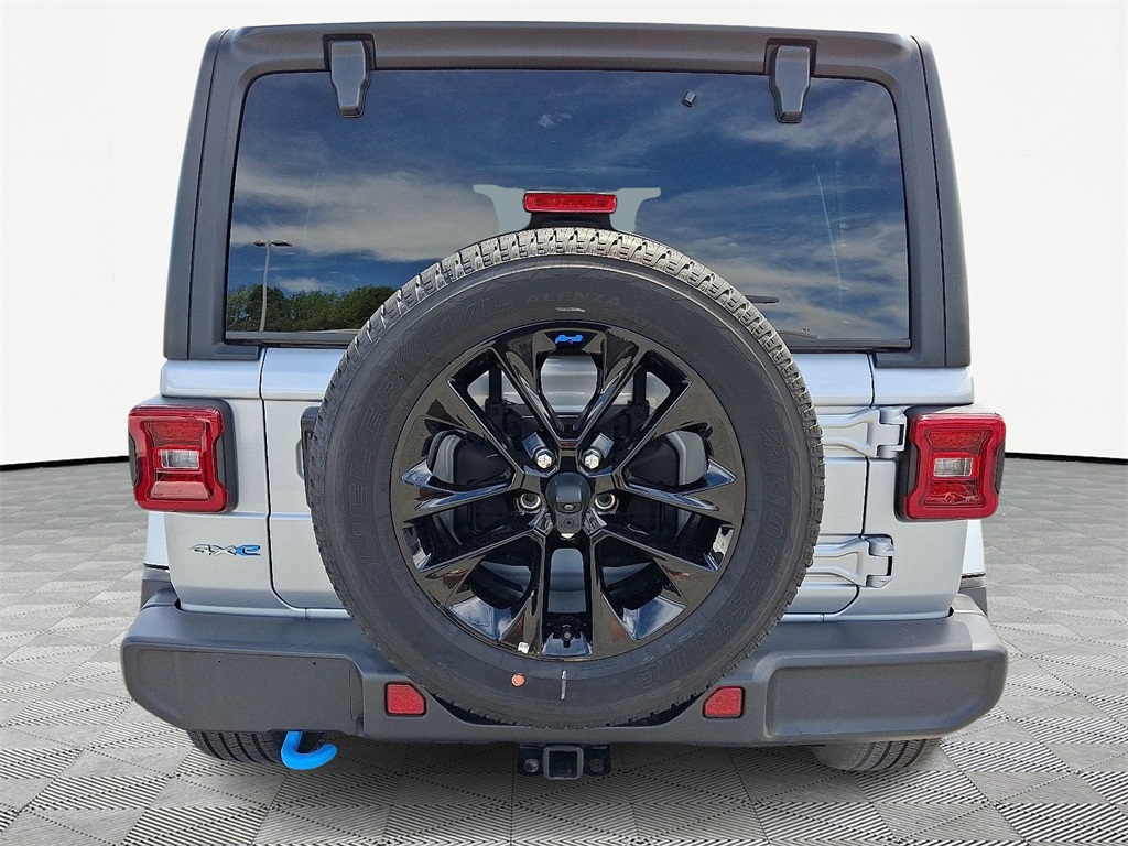2023 Jeep Wrangler Sahara 4xe - Photo 5