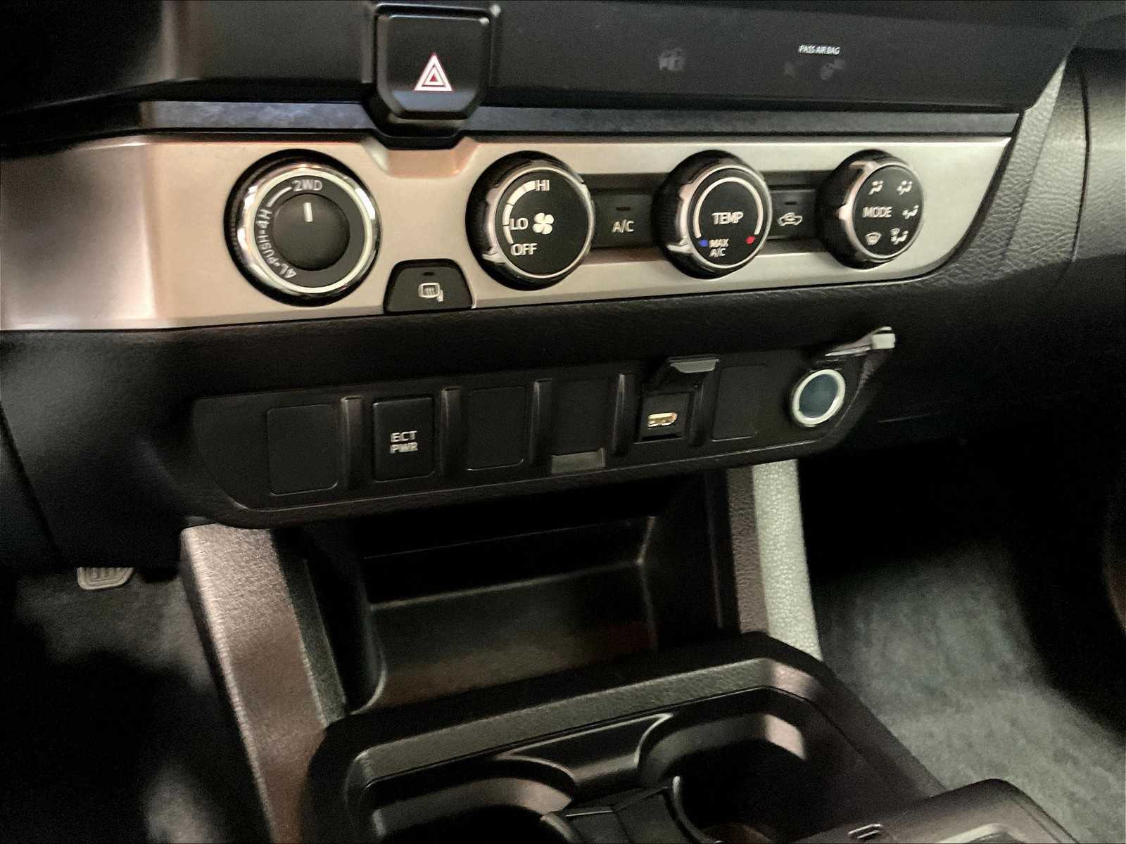 2022 Toyota Tacoma SR - Photo 25