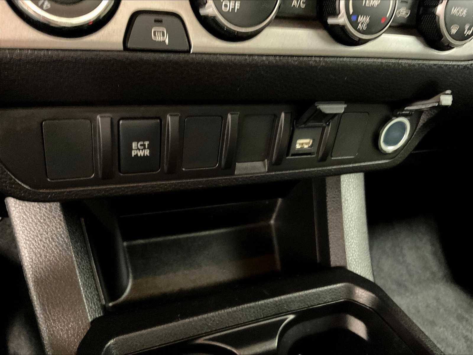 2022 Toyota Tacoma SR - Photo 26