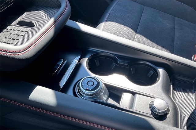 2025 Ford Explorer ST - Photo 9