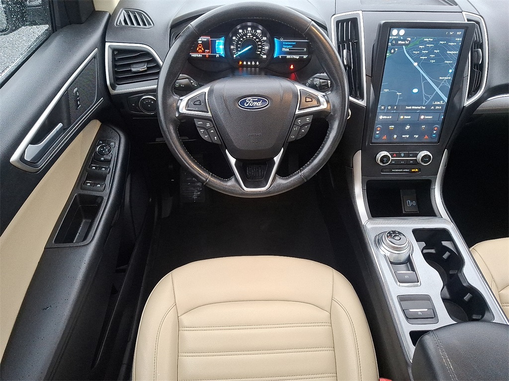 2022 Ford Edge SEL - Photo 11