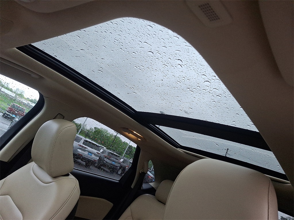 2022 Ford Edge SEL - Photo 14