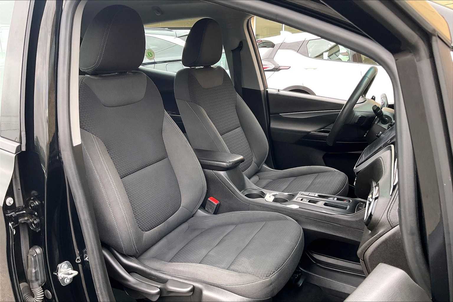 2023 Chevrolet Bolt EV 1LT - Photo 11