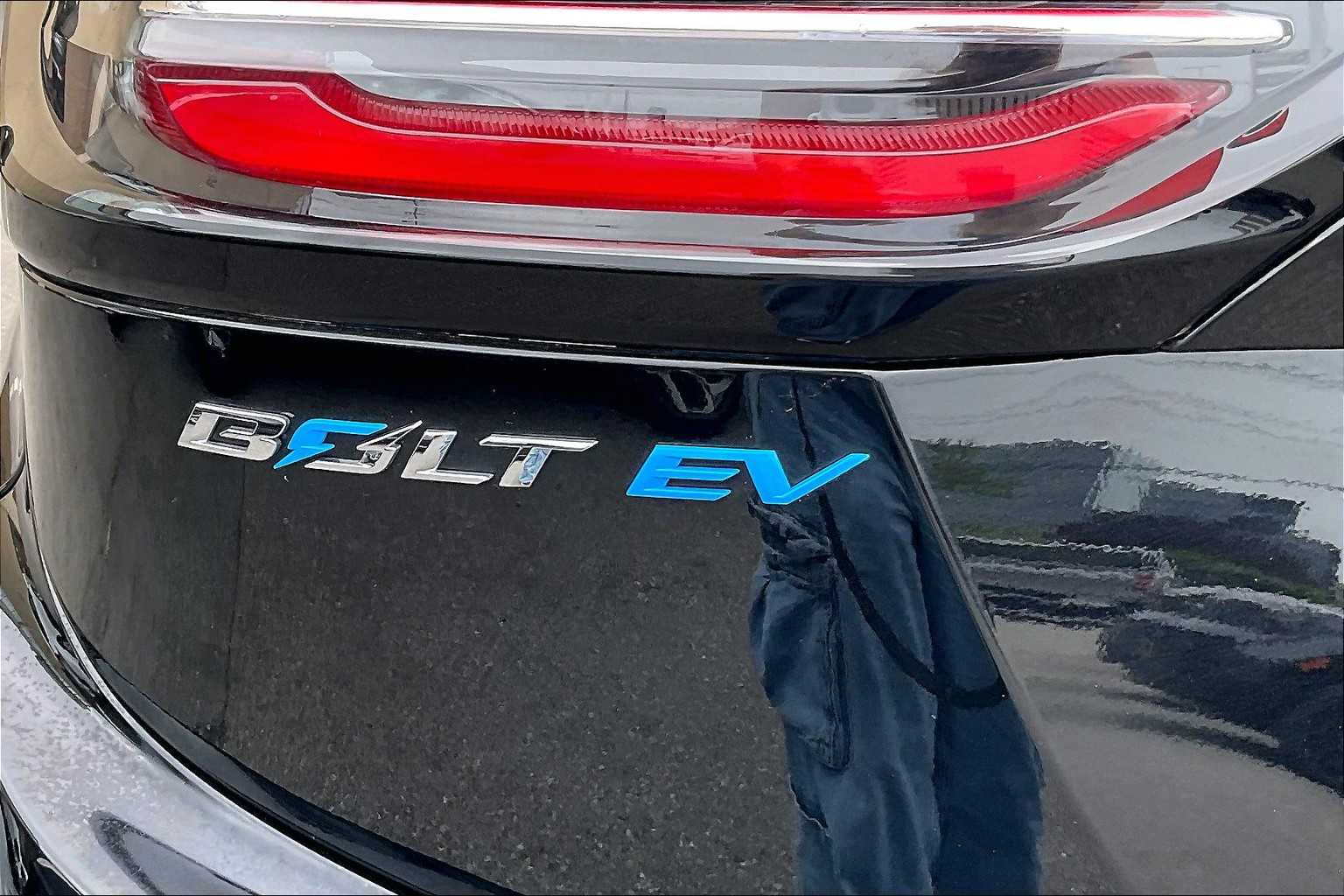 2023 Chevrolet Bolt EV 1LT - Photo 28