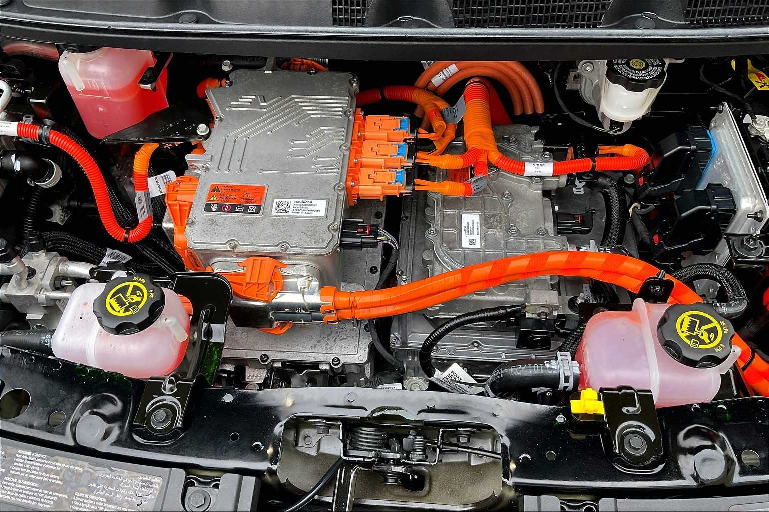 2023 Chevrolet Bolt EV 1LT - Photo 34