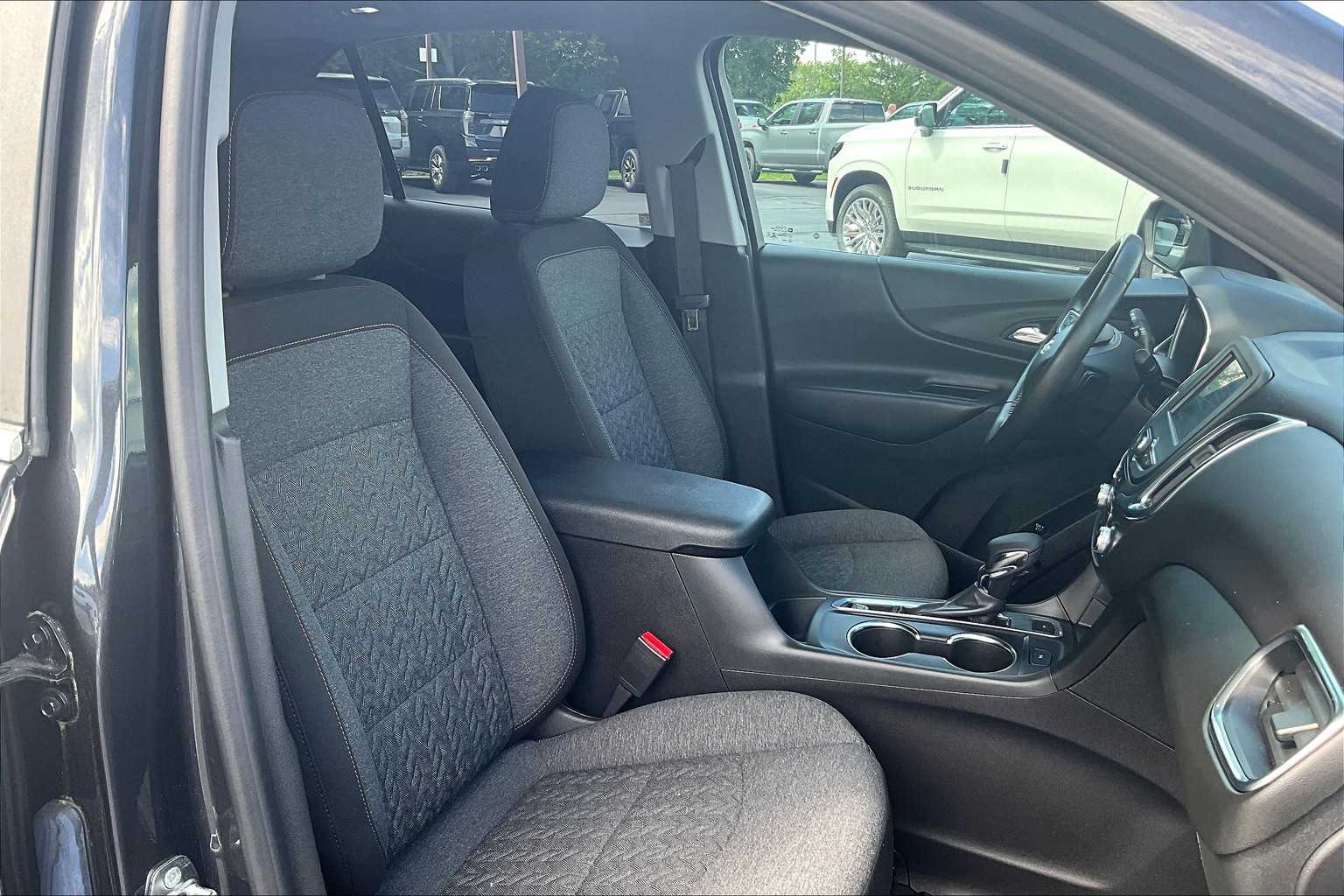 2022 Chevrolet Equinox LT - Photo 11