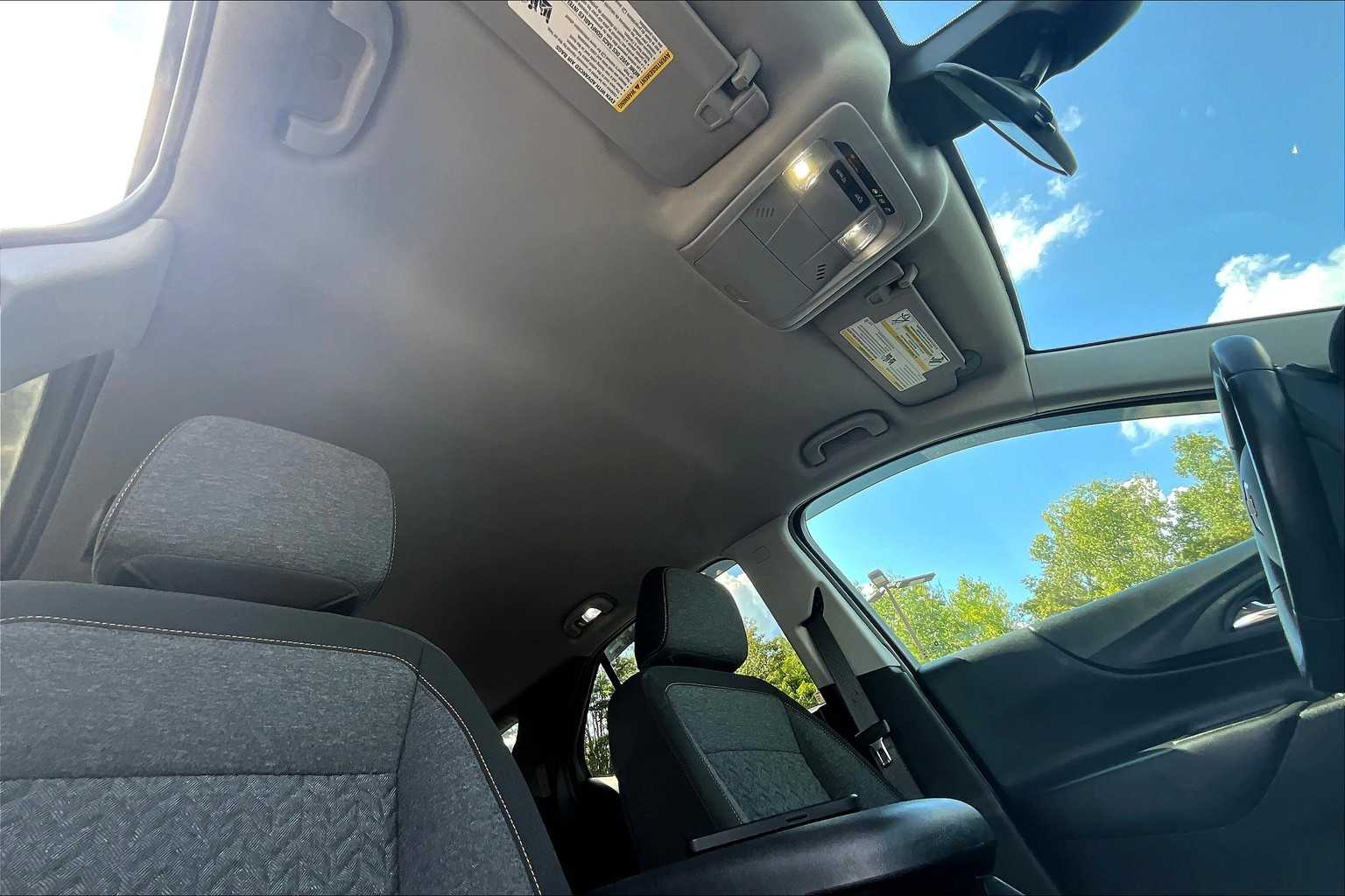 2022 Chevrolet Equinox LT - Photo 22