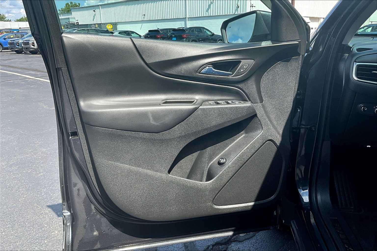 2022 Chevrolet Equinox LT - Photo 9