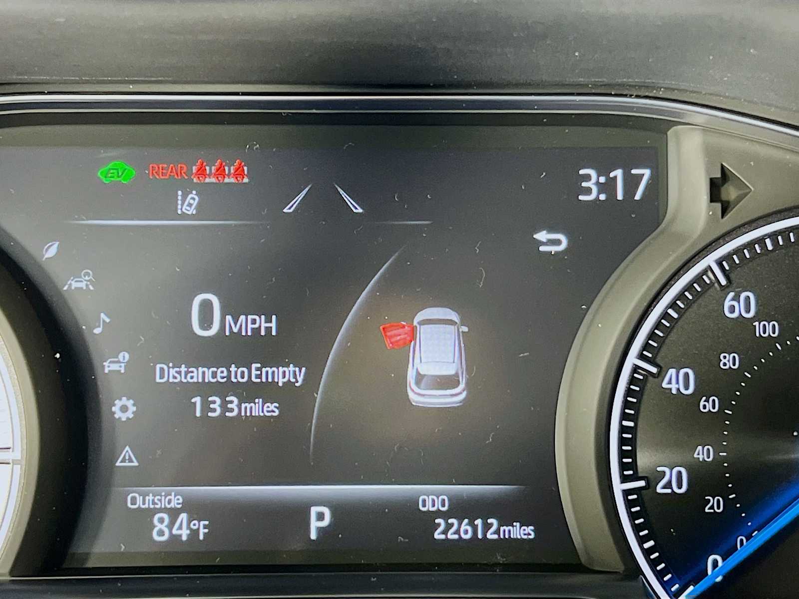 2023 Toyota Venza XLE - Photo 12