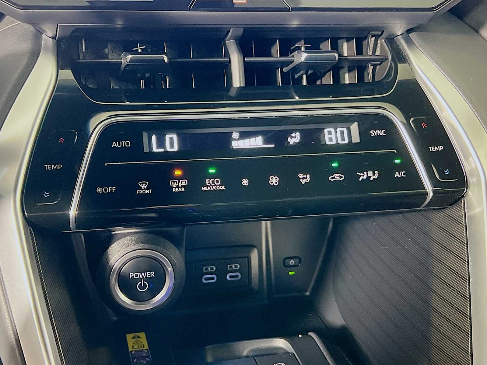 2023 Toyota Venza XLE - Photo 15
