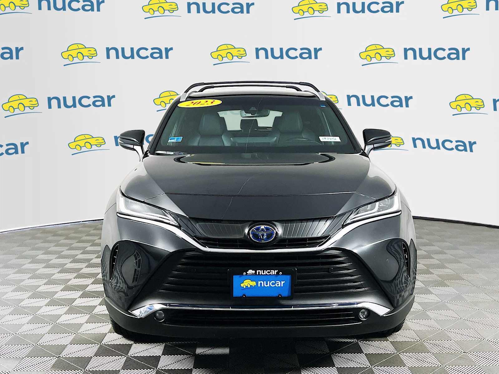 2023 Toyota Venza XLE - Photo 2
