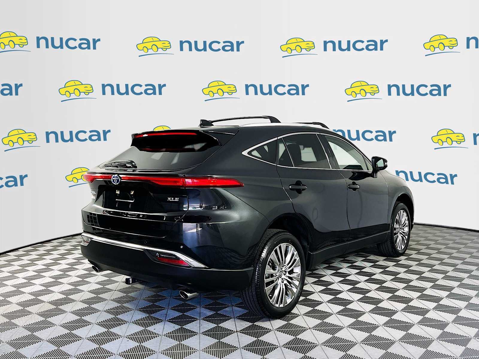 2023 Toyota Venza XLE - Photo 7