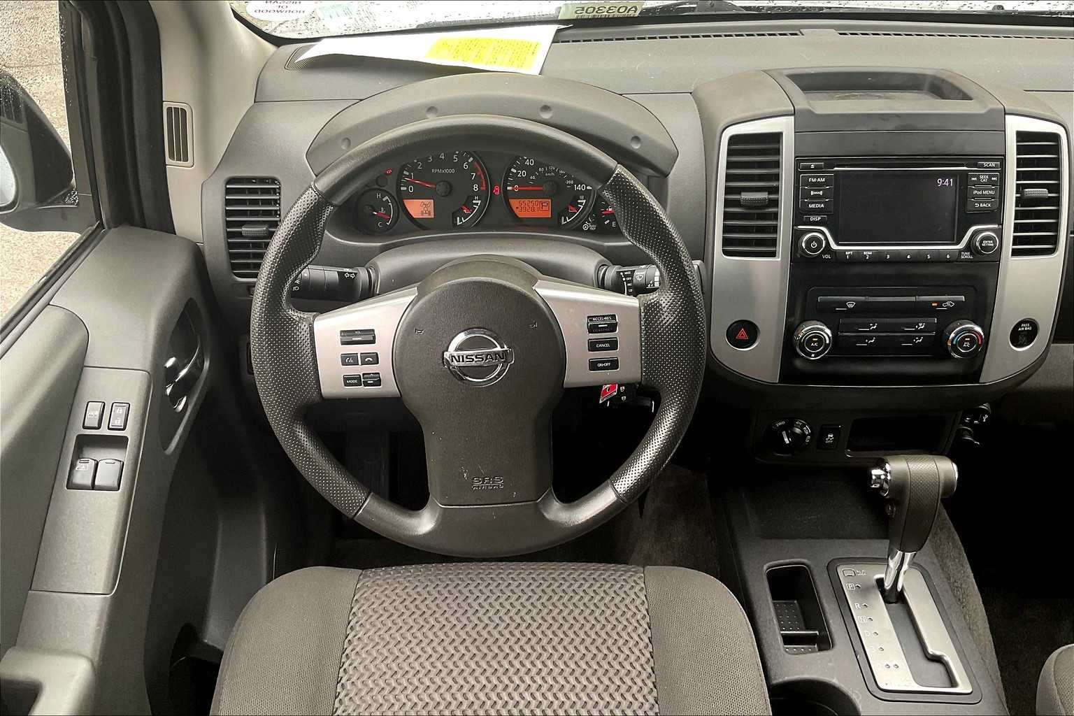2018 Nissan Frontier SV V6 - Photo 16