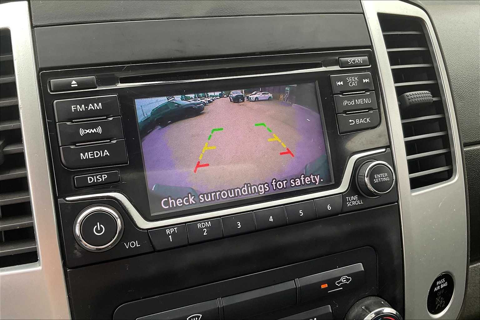 2018 Nissan Frontier SV V6 - Photo 18
