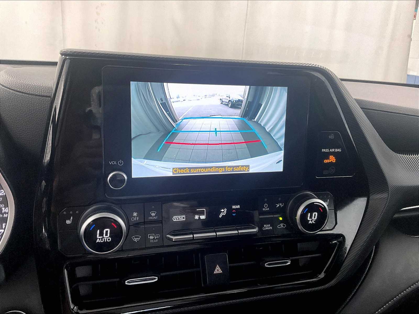 2023 Toyota Highlander XSE - Photo 19