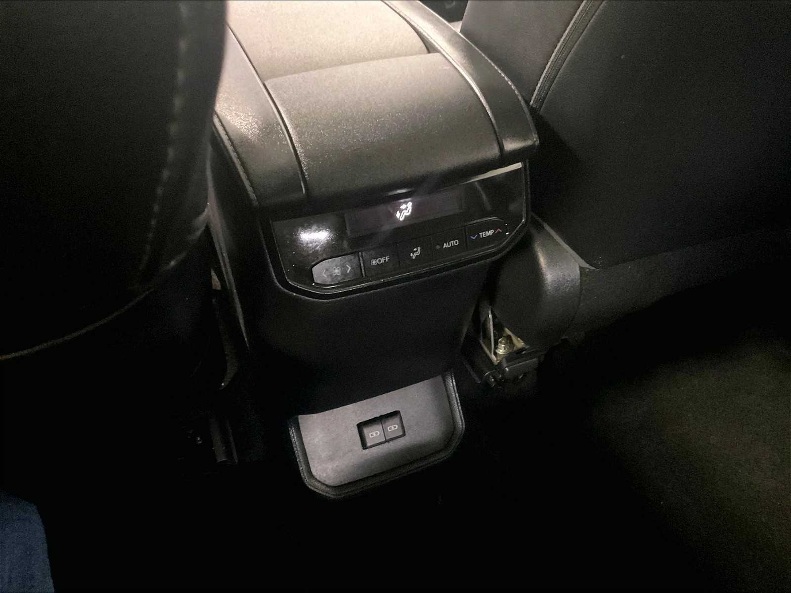 2023 Toyota Highlander XSE - Photo 28