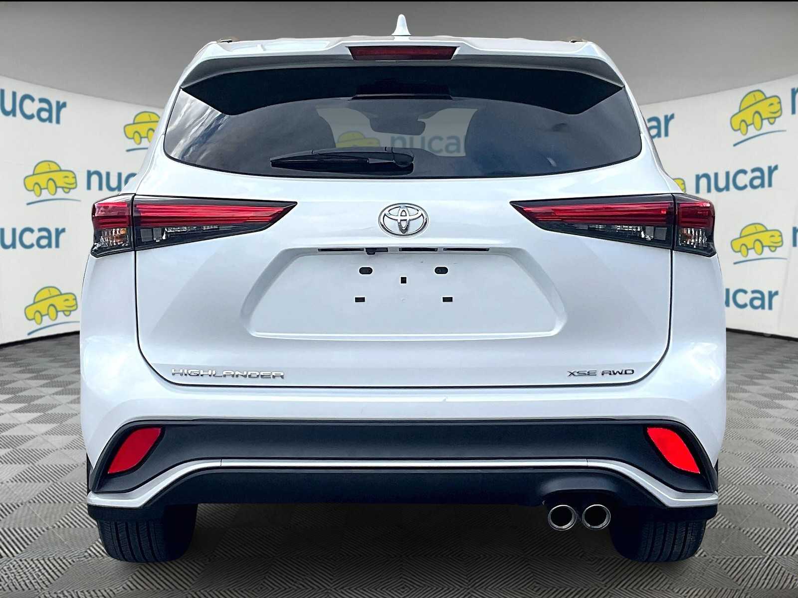 2023 Toyota Highlander XSE photo 3