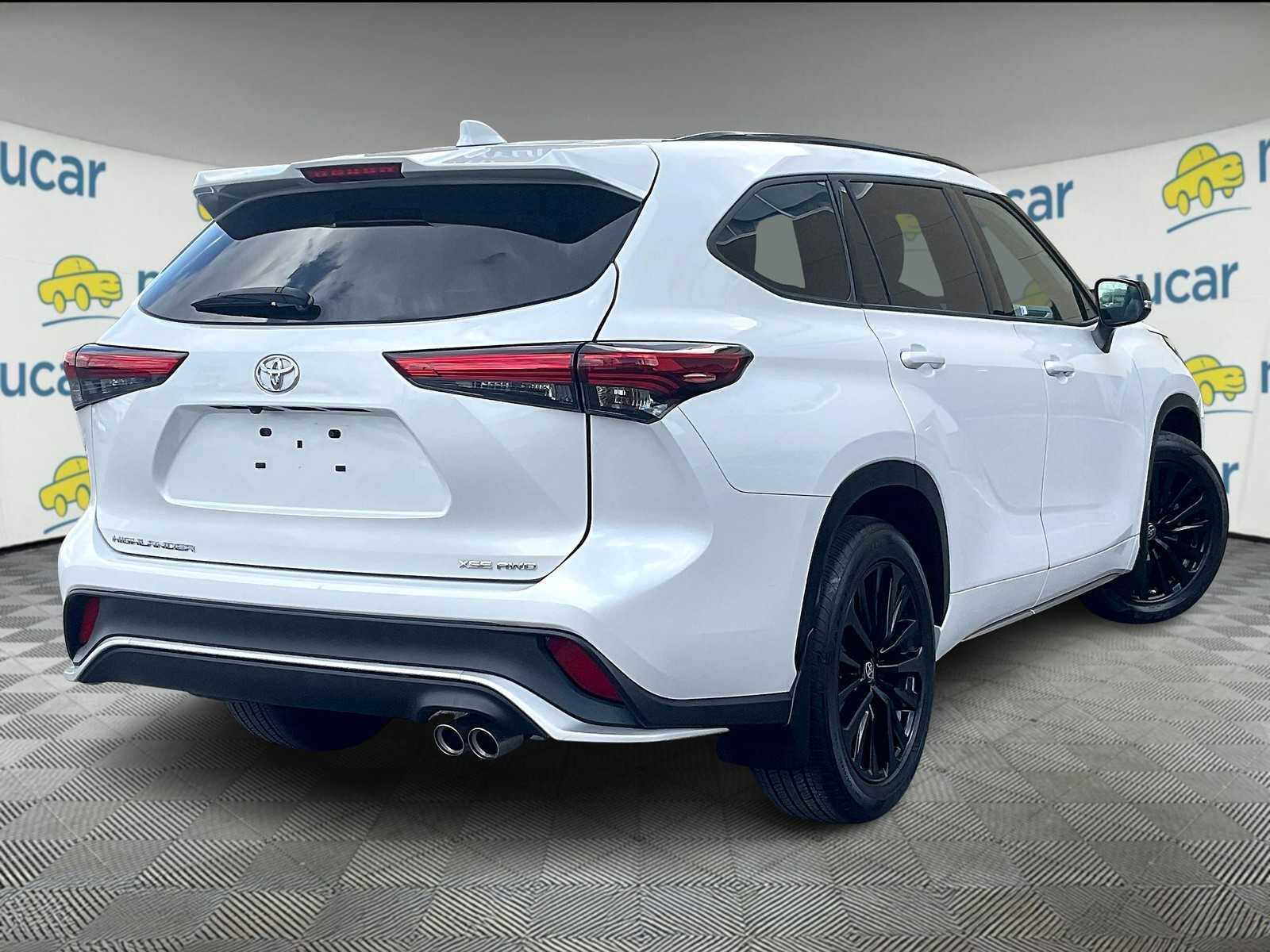 2023 Toyota Highlander XSE photo 4