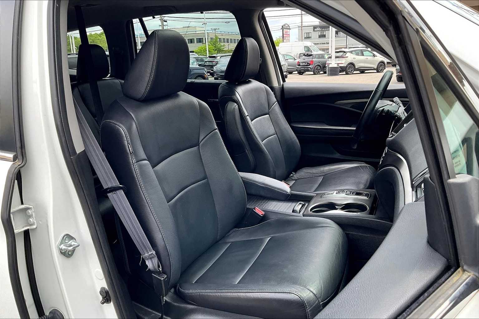 2022 Honda Pilot EX-L - Photo 11