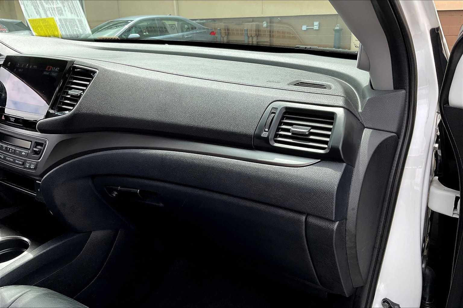 2022 Honda Pilot EX-L - Photo 13
