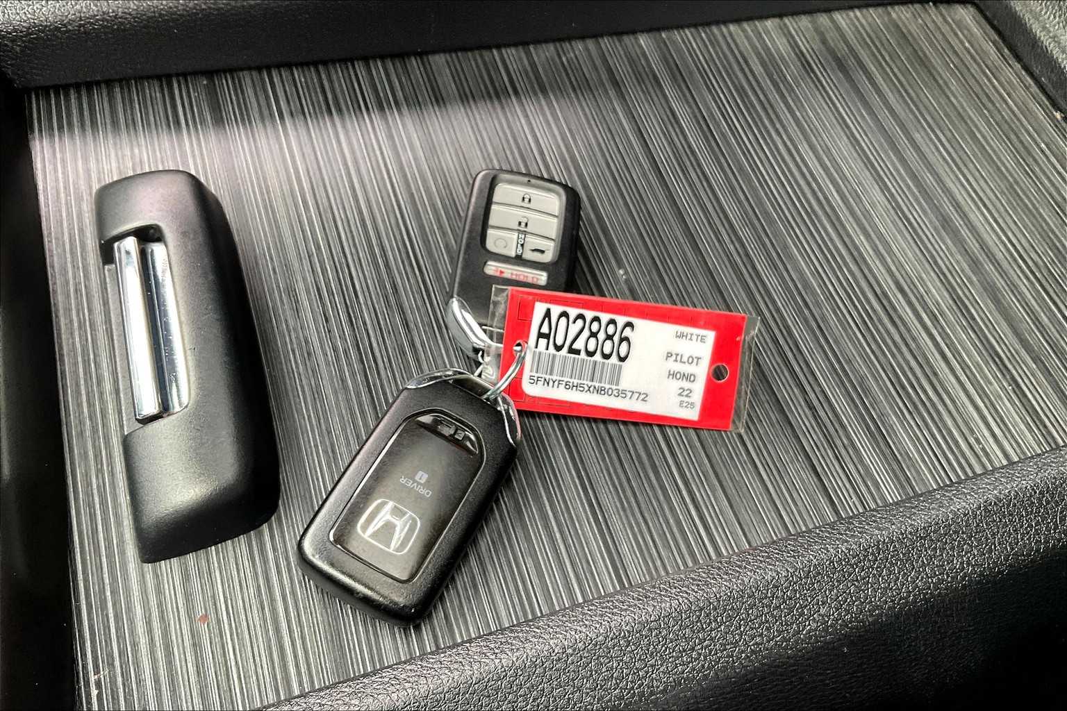2022 Honda Pilot EX-L - Photo 31