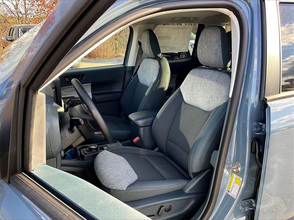 2025 Ford Maverick XLT - Photo 11