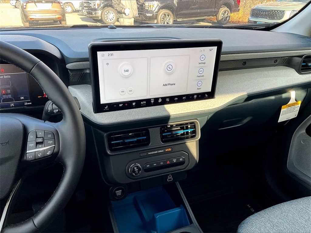 2025 Ford Maverick XLT - Photo 13