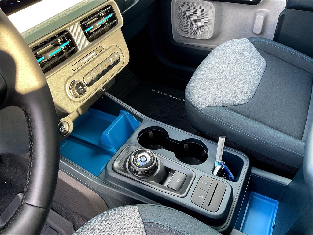 2025 Ford Maverick XLT - Photo 14