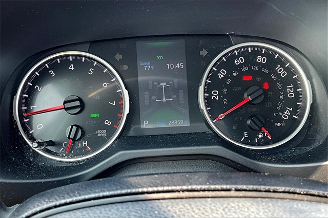 2021 Toyota RAV4 LE - Photo 2