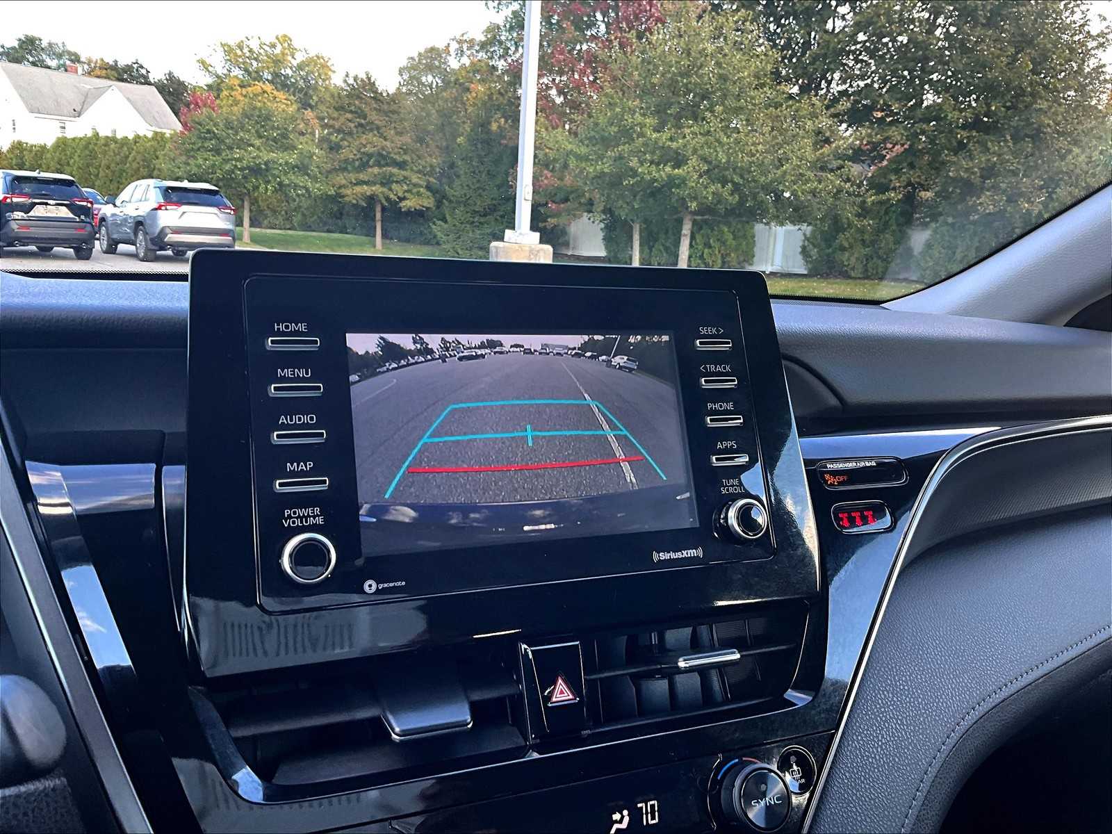 2023 Toyota Camry LE - Photo 19