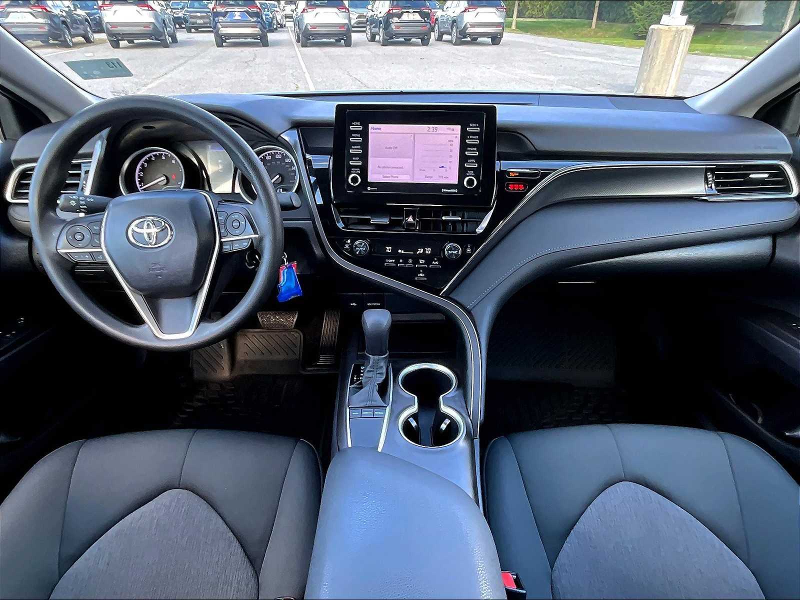 2023 Toyota Camry LE - Photo 21