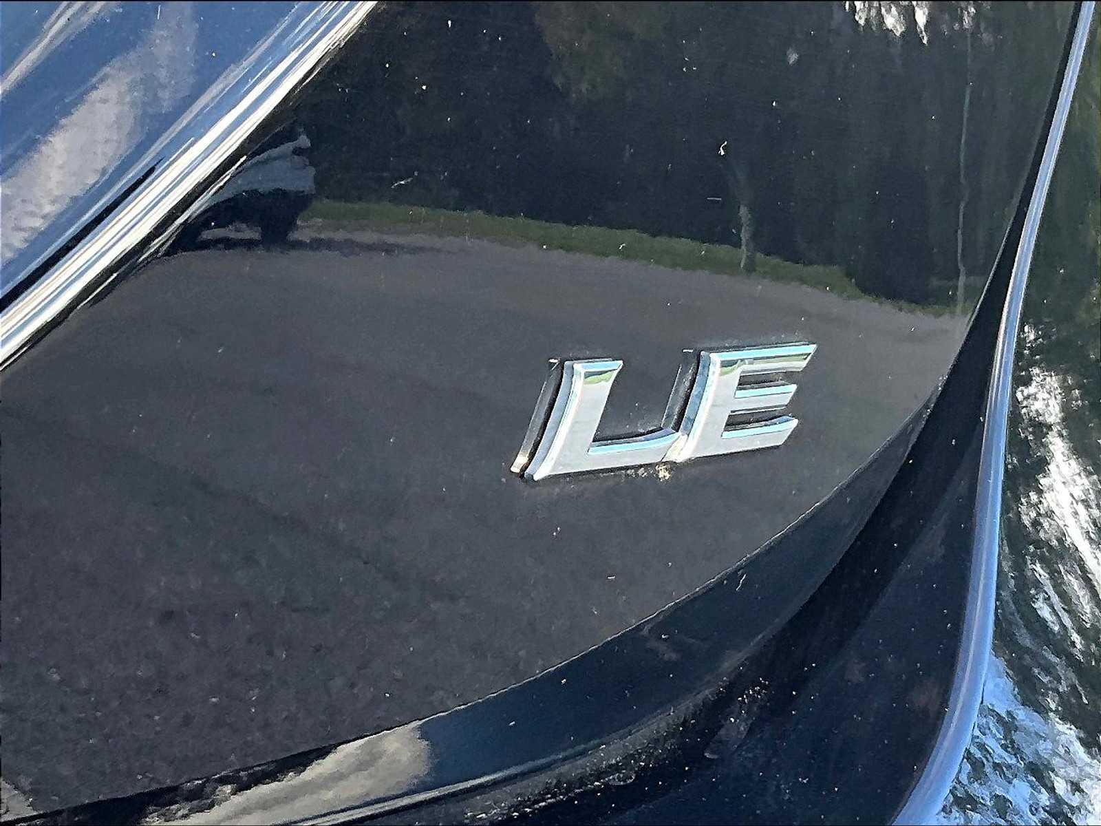 2023 Toyota Camry LE - Photo 28