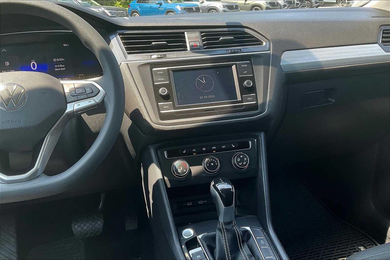 2022 Volkswagen Tiguan S - Photo 18