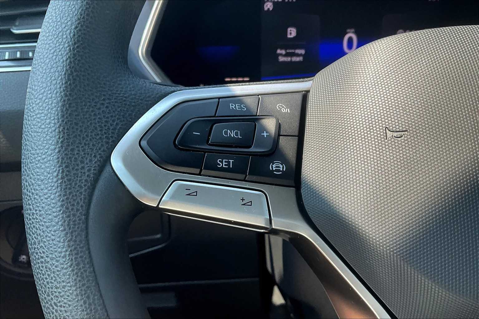 2022 Volkswagen Tiguan S - Photo 22