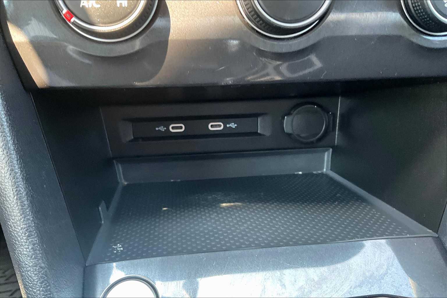 2022 Volkswagen Tiguan S - Photo 25
